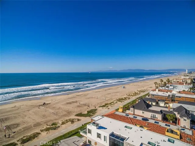 2516 Ocean Drive, Manhattan Beach, California 90266