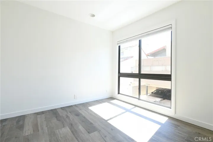 2516 Ocean Drive, Manhattan Beach, California 90266