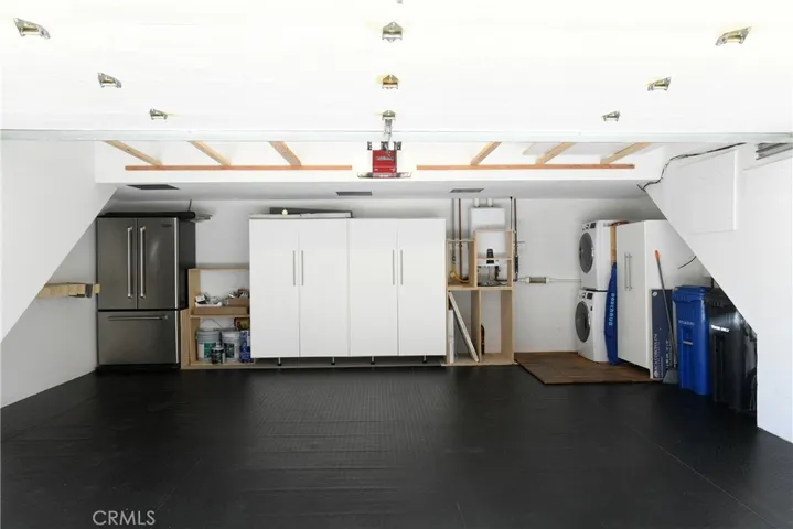 2516 Ocean Drive, Manhattan Beach, California 90266
