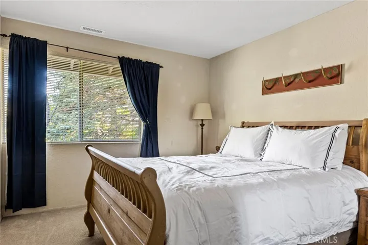 322 Canyon Crest Lane, Lake Arrowhead, California 92352