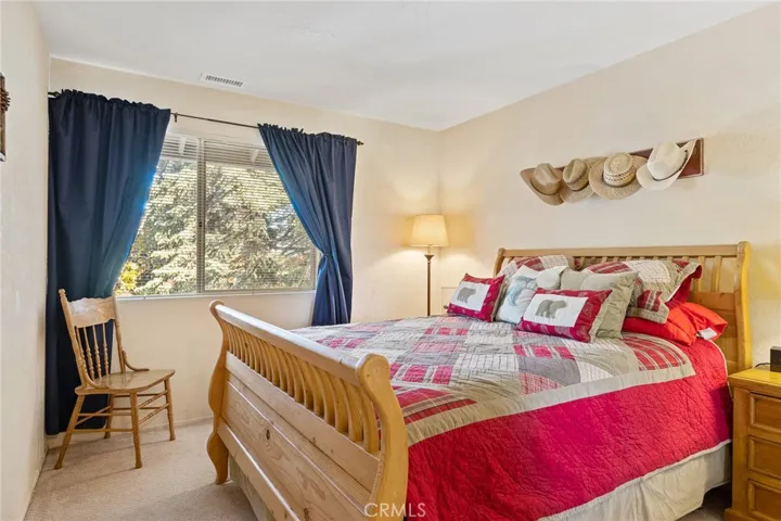 322 Canyon Crest Lane, Lake Arrowhead, California 92352