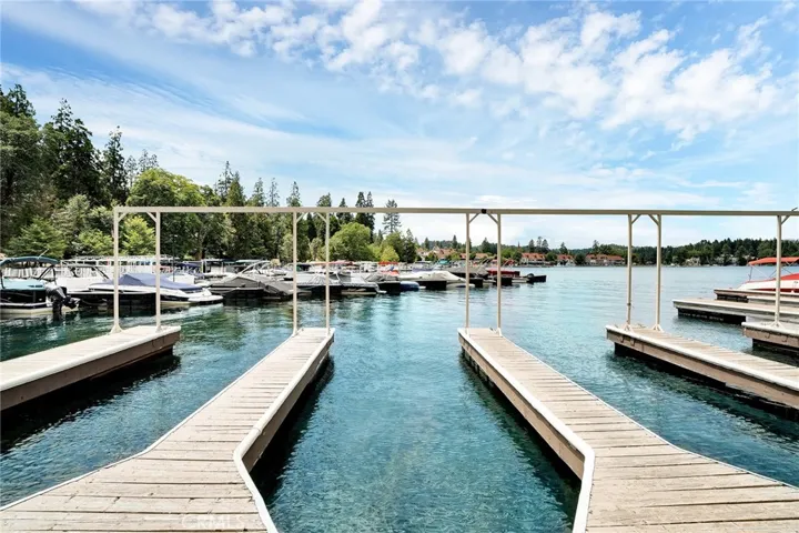 322 Canyon Crest Lane, Lake Arrowhead, California 92352