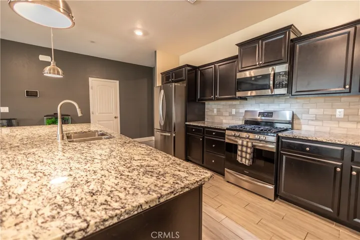 3510 Oak Lake Lane, Shafter, California 93263