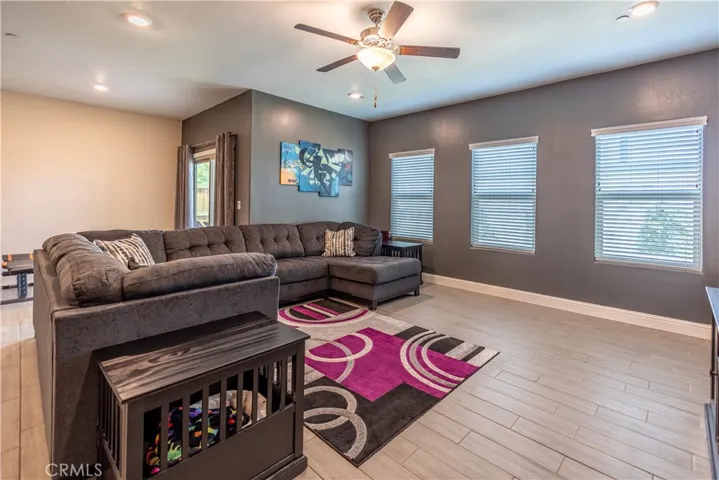 3510 Oak Lake Lane, Shafter, California 93263