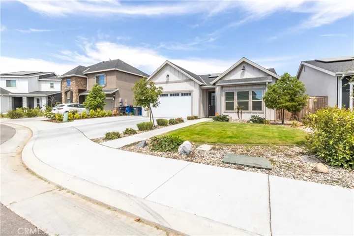 3510 Oak Lake Lane, Shafter, California 93263