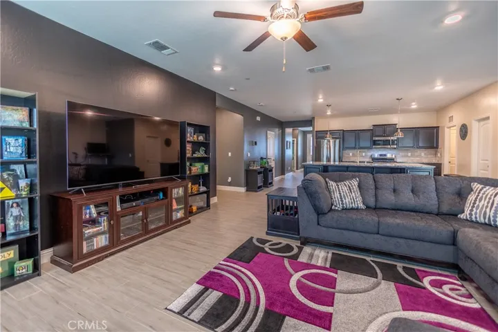 3510 Oak Lake Lane, Shafter, California 93263