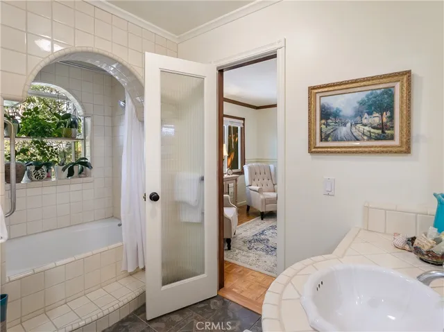 1601 Moon Drive, Lake Arrowhead, California 92352