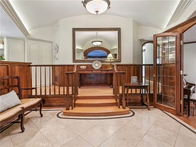 1601 Moon Drive, Lake Arrowhead, California 92352