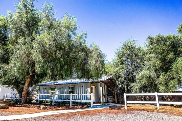 33121 Christine Lane, Winchester, California 92596