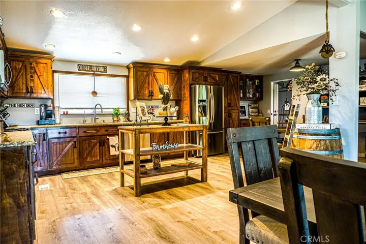 33121 Christine Lane, Winchester, California 92596