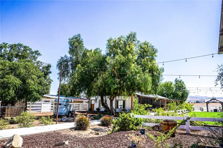 33121 Christine Lane, Winchester, California 92596
