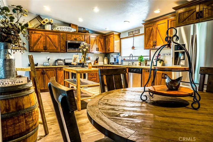 33121 Christine Lane, Winchester, California 92596