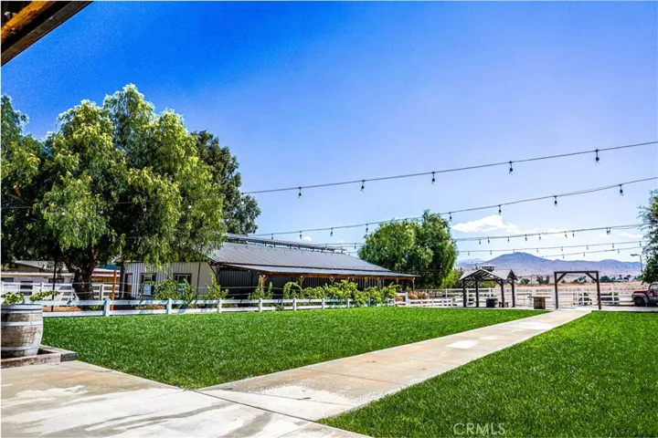 33121 Christine Lane, Winchester, California 92596