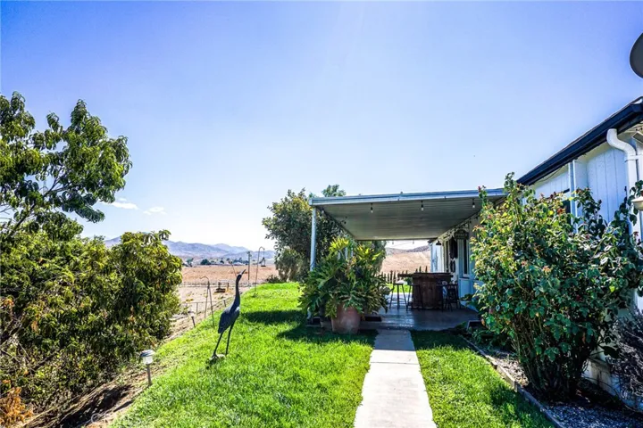33121 Christine Lane, Winchester, California 92596