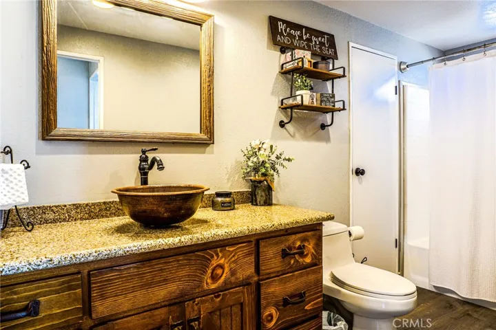 33121 Christine Lane, Winchester, California 92596