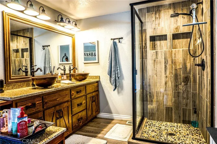 33121 Christine Lane, Winchester, California 92596