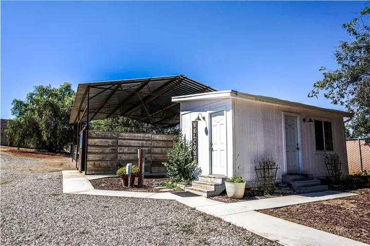 33121 Christine Lane, Winchester, California 92596