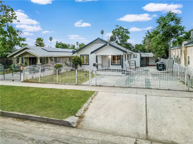 135 E 11th Street, San Bernardino, California 92410