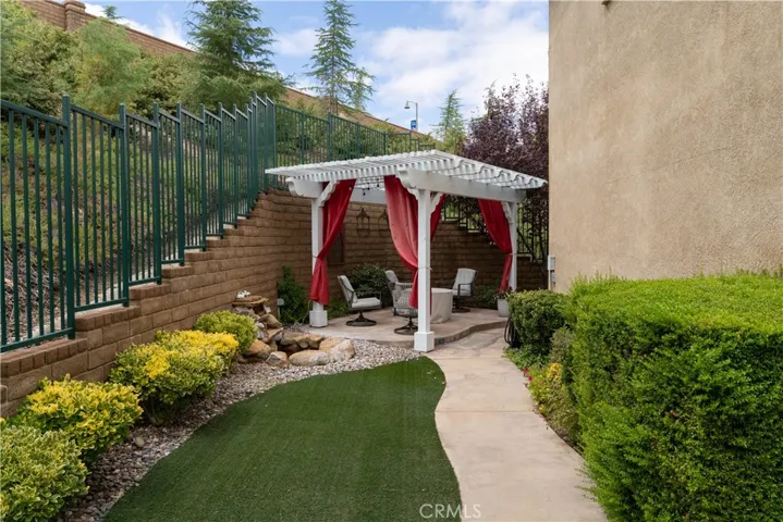 37221 Jargonelle Court, Palmdale, California 93551