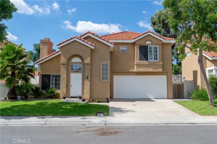 2205 Mira Monte Street, Corona, California 92879
