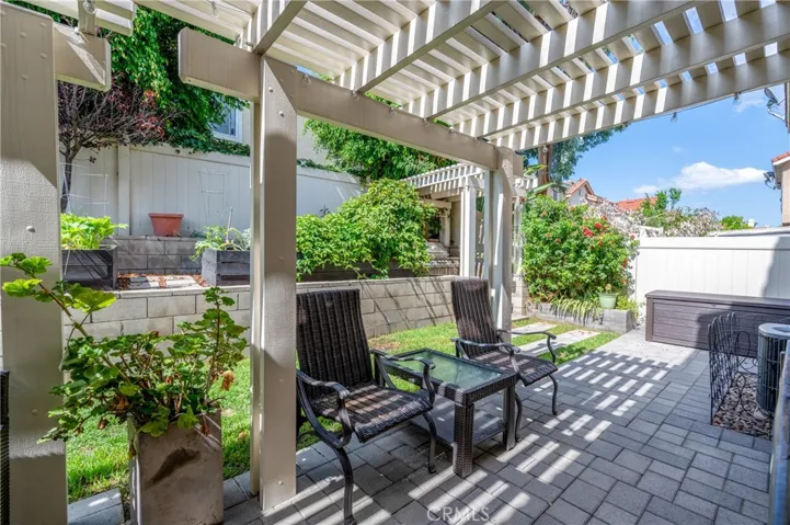 2205 Mira Monte Street, Corona, California 92879