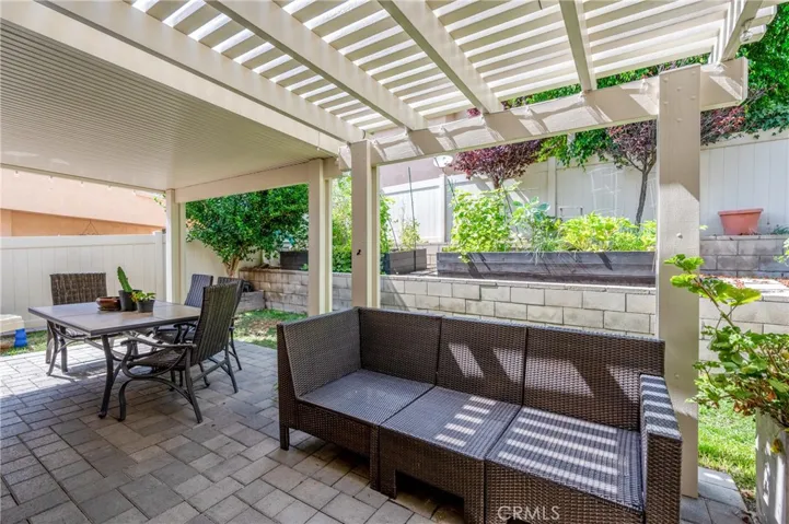 2205 Mira Monte Street, Corona, California 92879
