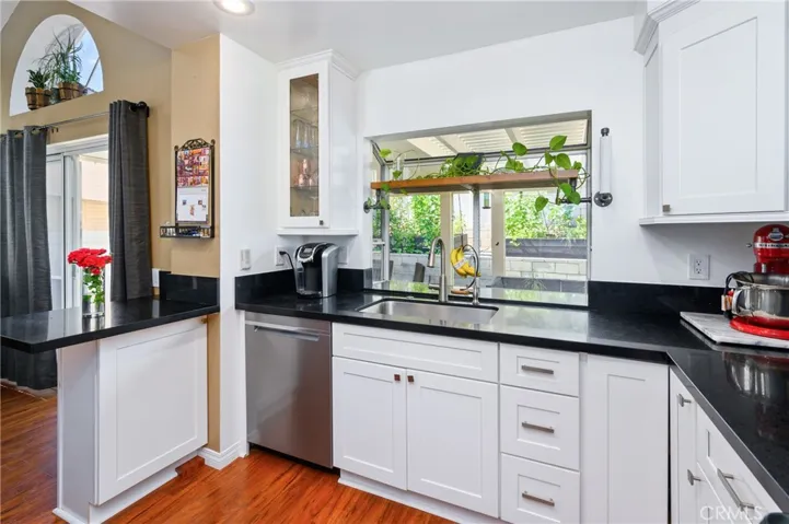 2205 Mira Monte Street, Corona, California 92879