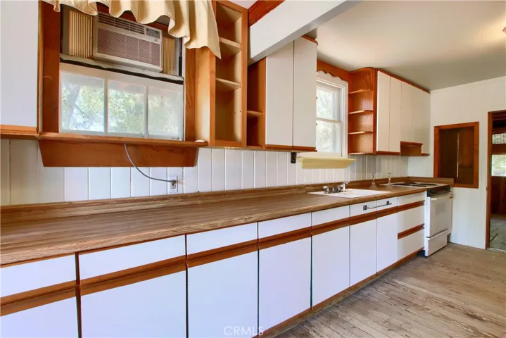 2876 High Street, Hornitos, California 95325