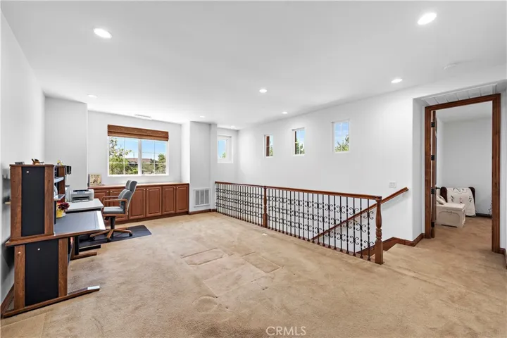28 Drackert, Ladera Ranch, California 92694
