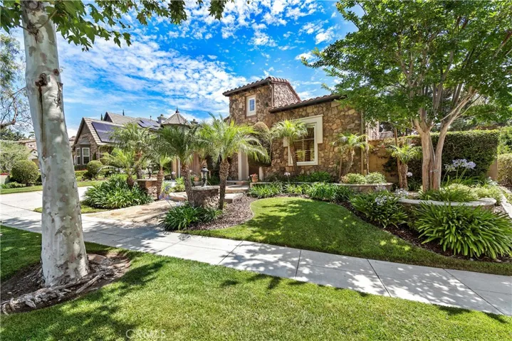 28 Drackert, Ladera Ranch, California 92694