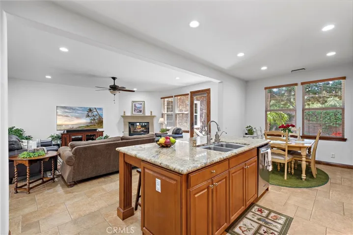28 Drackert, Ladera Ranch, California 92694