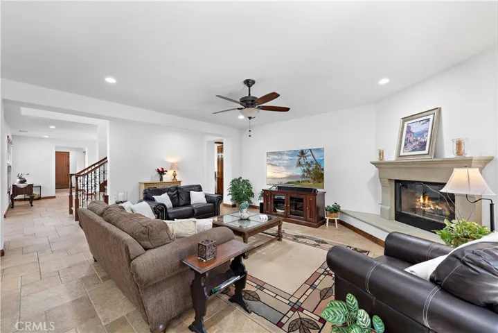 28 Drackert, Ladera Ranch, California 92694