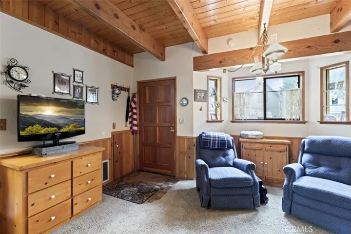 27511 Cappy Drive, Lake Arrowhead, California 92352