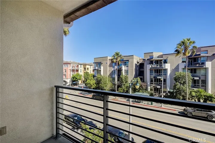 13045 Pacific Promenade Unit 318, Playa Vista, California 90094
