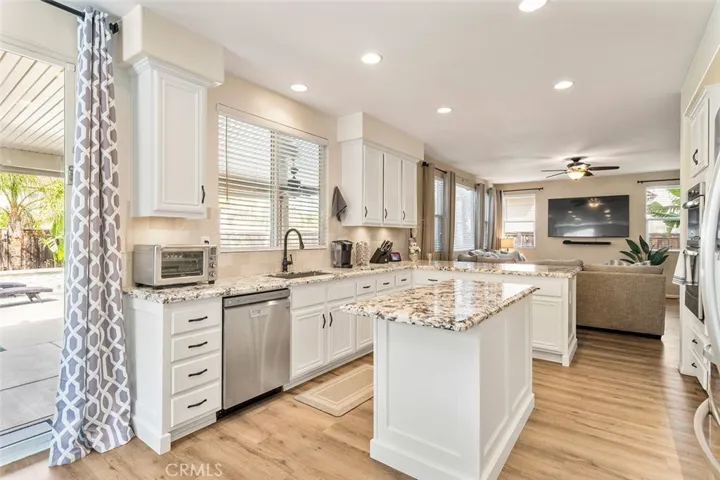 44005 Cindy Circle, Temecula, California 92592