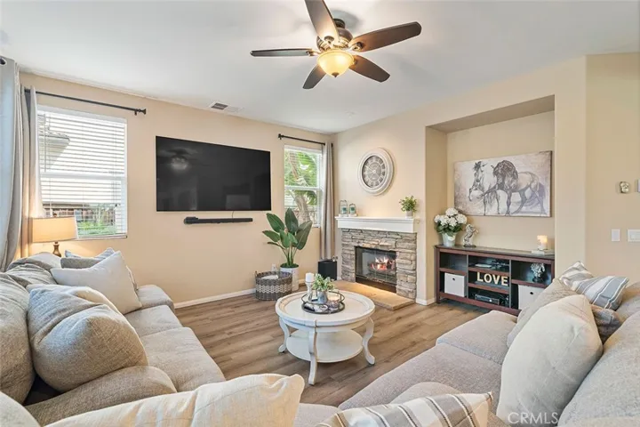 44005 Cindy Circle, Temecula, California 92592