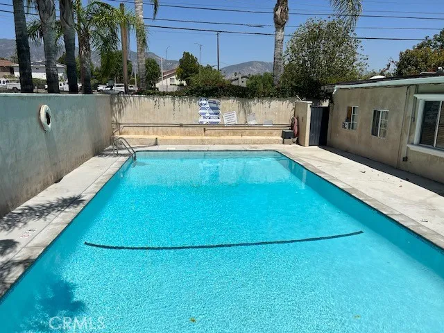 gated pool