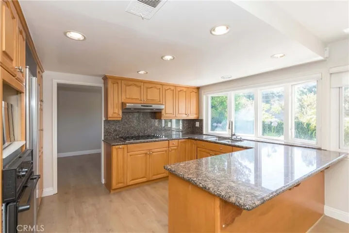 4925 Rockvalley, Rancho Palos Verdes, California 90275
