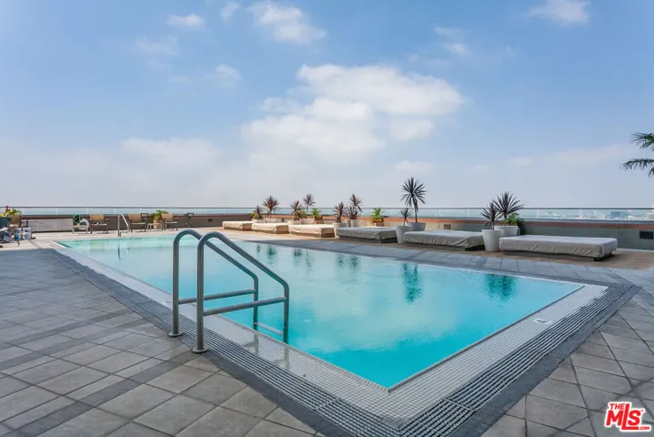 1100 Wilshire Boulevard Unit 2006, Los Angeles, California 90017