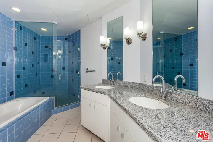 1100 Wilshire Boulevard Unit 2006, Los Angeles, California 90017