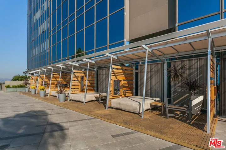 1100 Wilshire Boulevard Unit 2006, Los Angeles, California 90017