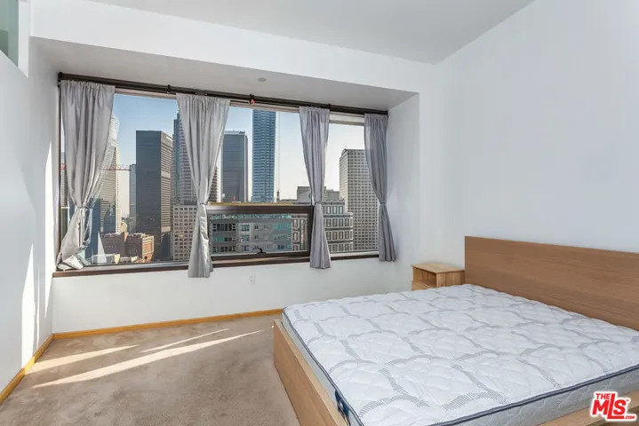 1100 Wilshire Boulevard Unit 2006, Los Angeles, California 90017