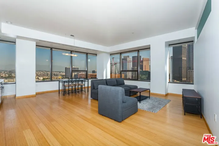 1100 Wilshire Boulevard Unit 2006, Los Angeles, California 90017