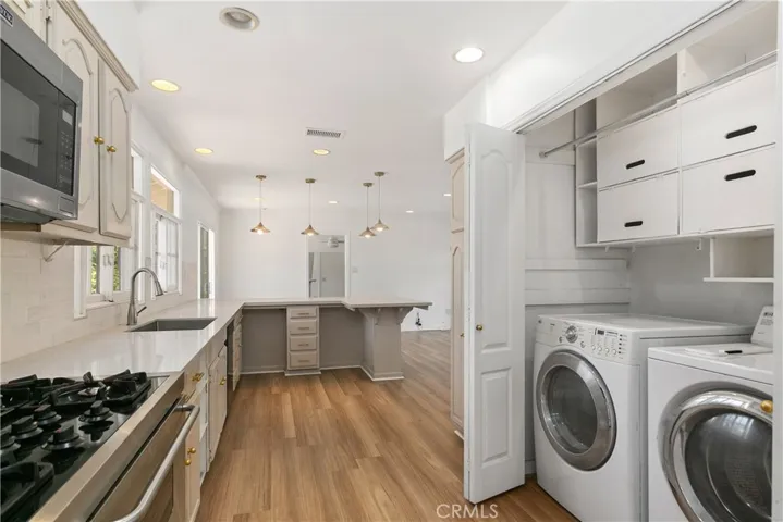 3569 Lees Avenue, Long Beach, California 90808