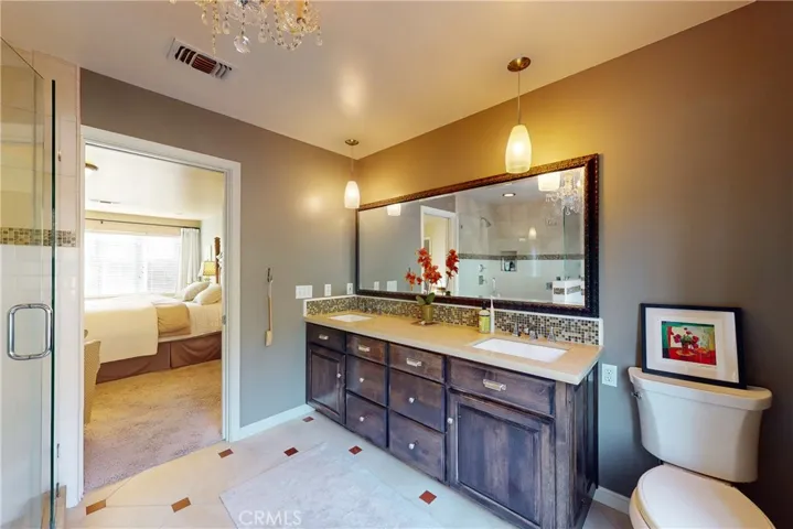 Dual Vanity
