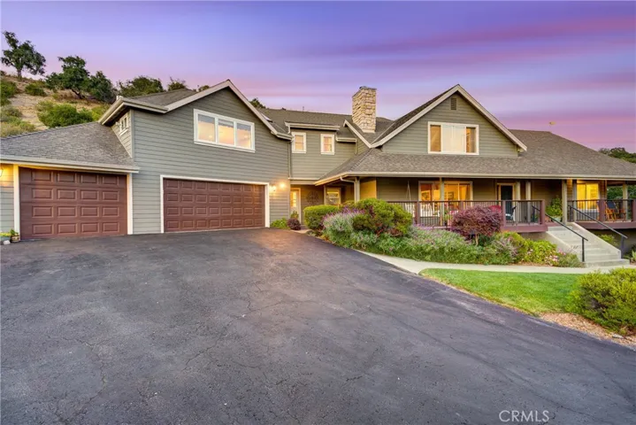 3 Car Garage