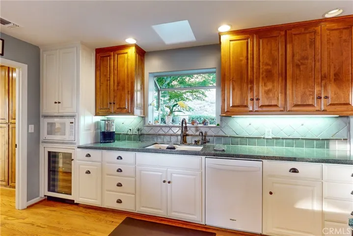 Wine Refrigerator & built-in Microwave