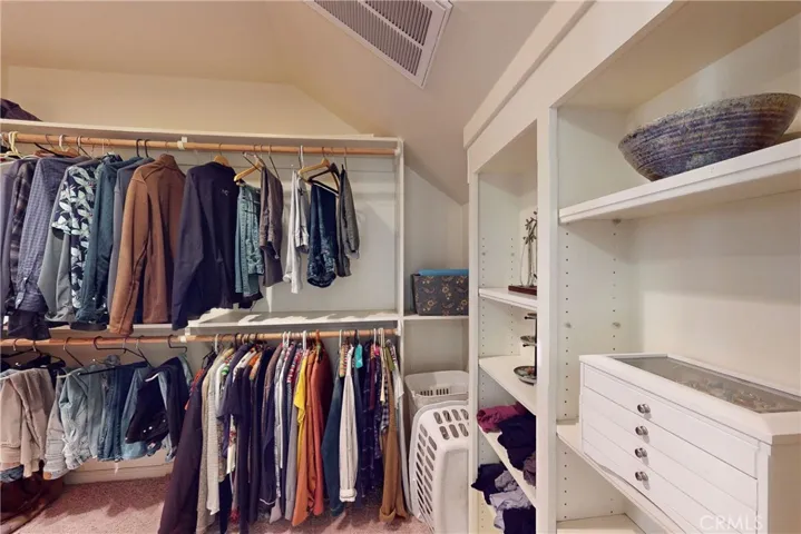Primary walk-in​​‌​​​​‌​​‌‌​‌‌​​​‌‌​‌​‌​‌​​​‌​​ closet