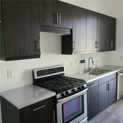 1401 Mission Street Unit 102, South Pasadena, California 91030
