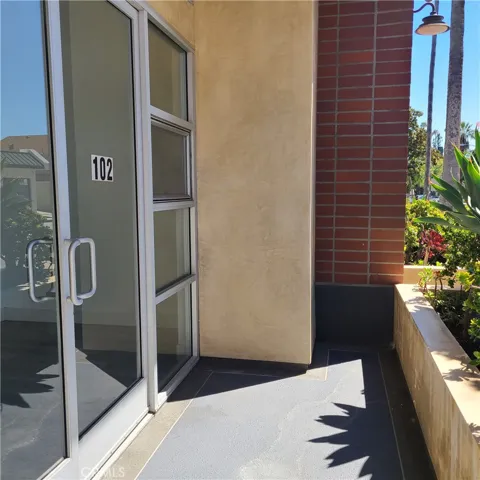 1401 Mission Street Unit 102, South Pasadena, California 91030